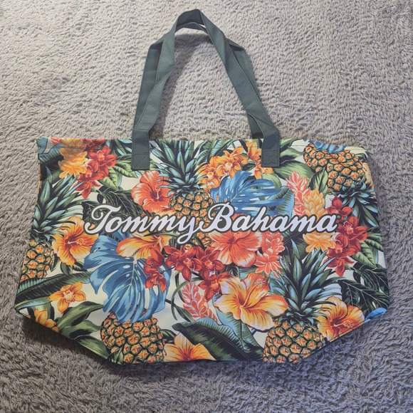 Tommy Bahama Handbags - Tommy Bahama Pineapple Blooms Tote WH768490 Tropical Green Canvas Beach Bag NWT